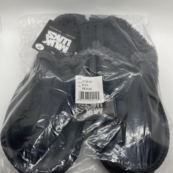 MUK LUKS Men's Faux Leather Clog Slippers Black Medium Size 10-11 New Ships Fast - Picture 6 of 7